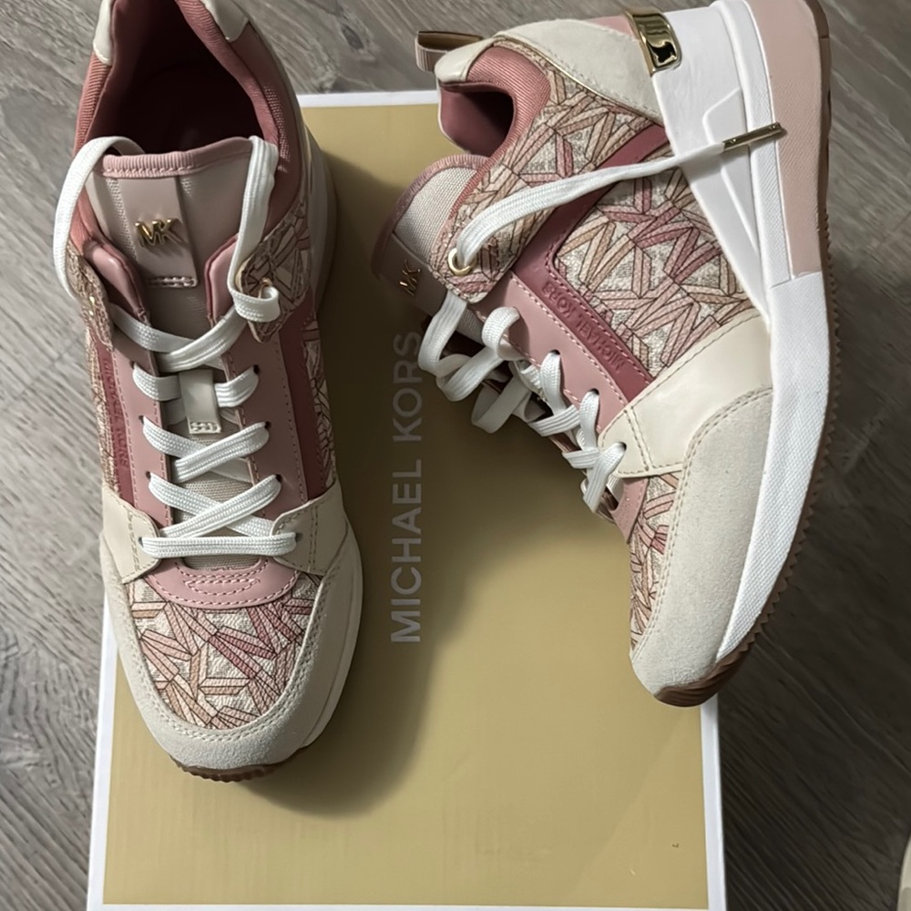 Michael Kors Women's Pink and Cream Sneakers
